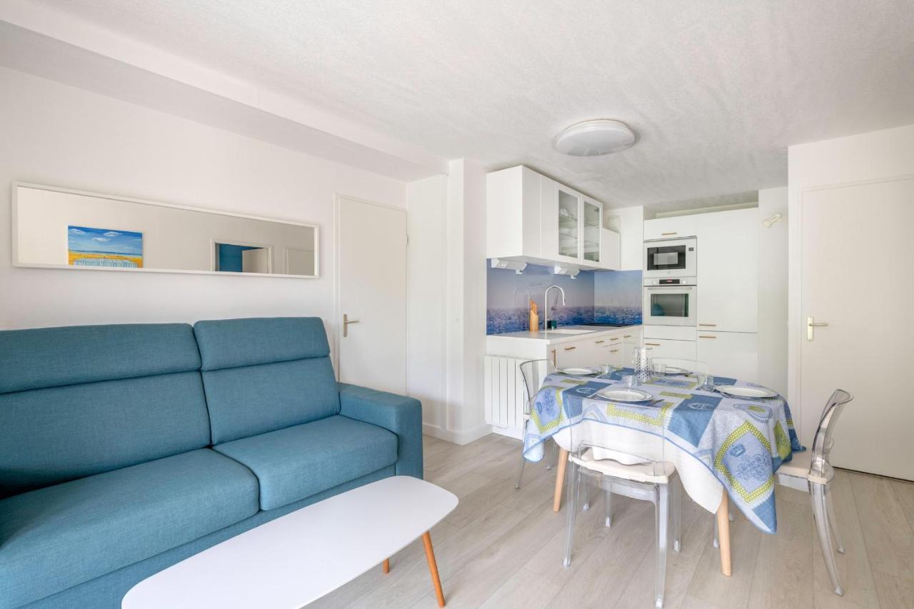 Appartement Dans Residence Avec Piscine Pour 6 بورنيشّيه المظهر الخارجي الصورة