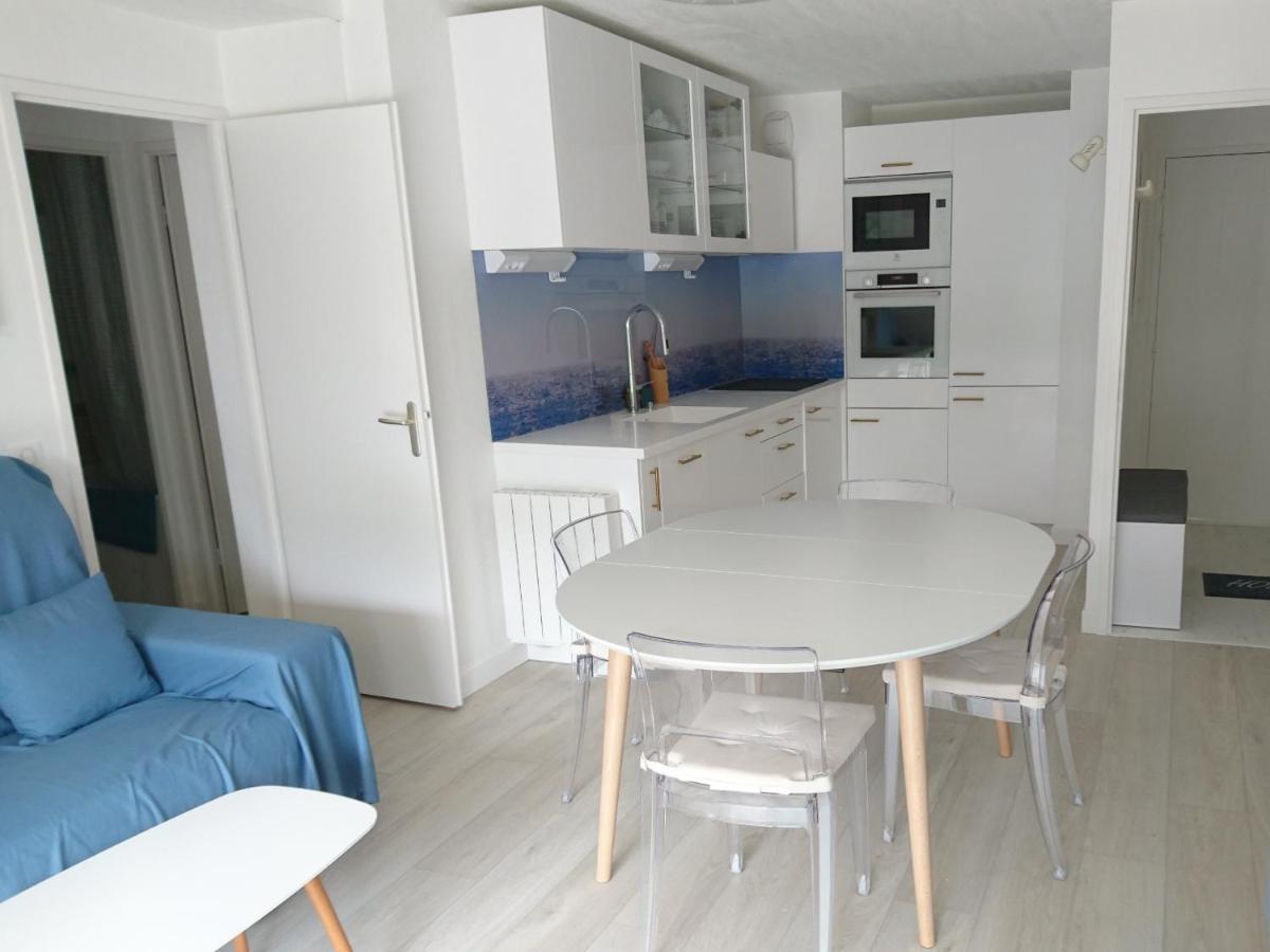 Appartement Dans Residence Avec Piscine Pour 6 بورنيشّيه المظهر الخارجي الصورة