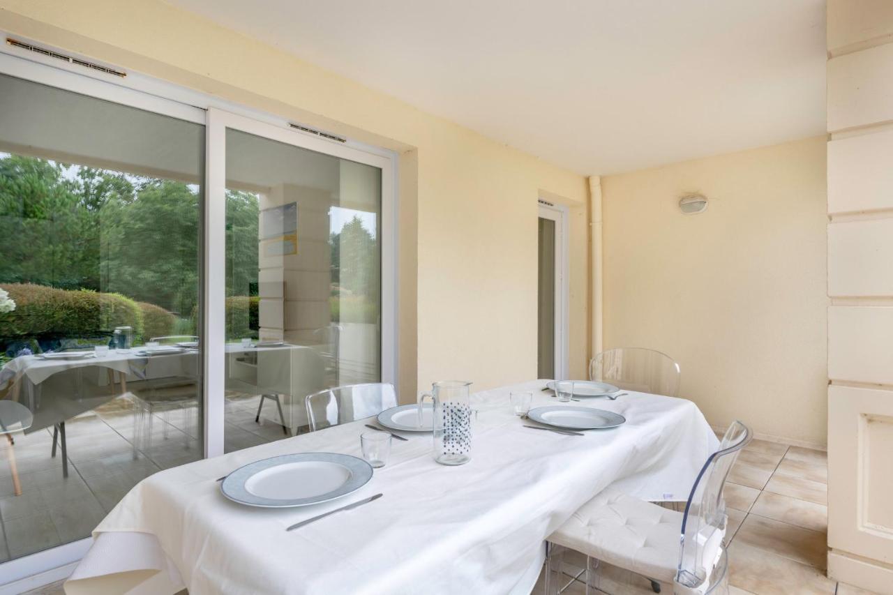 Appartement Dans Residence Avec Piscine Pour 6 بورنيشّيه المظهر الخارجي الصورة